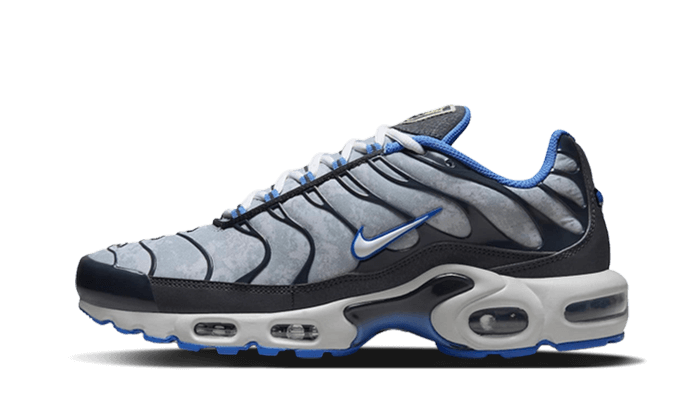 NikeĀ® Air Max Plus SE Social FC