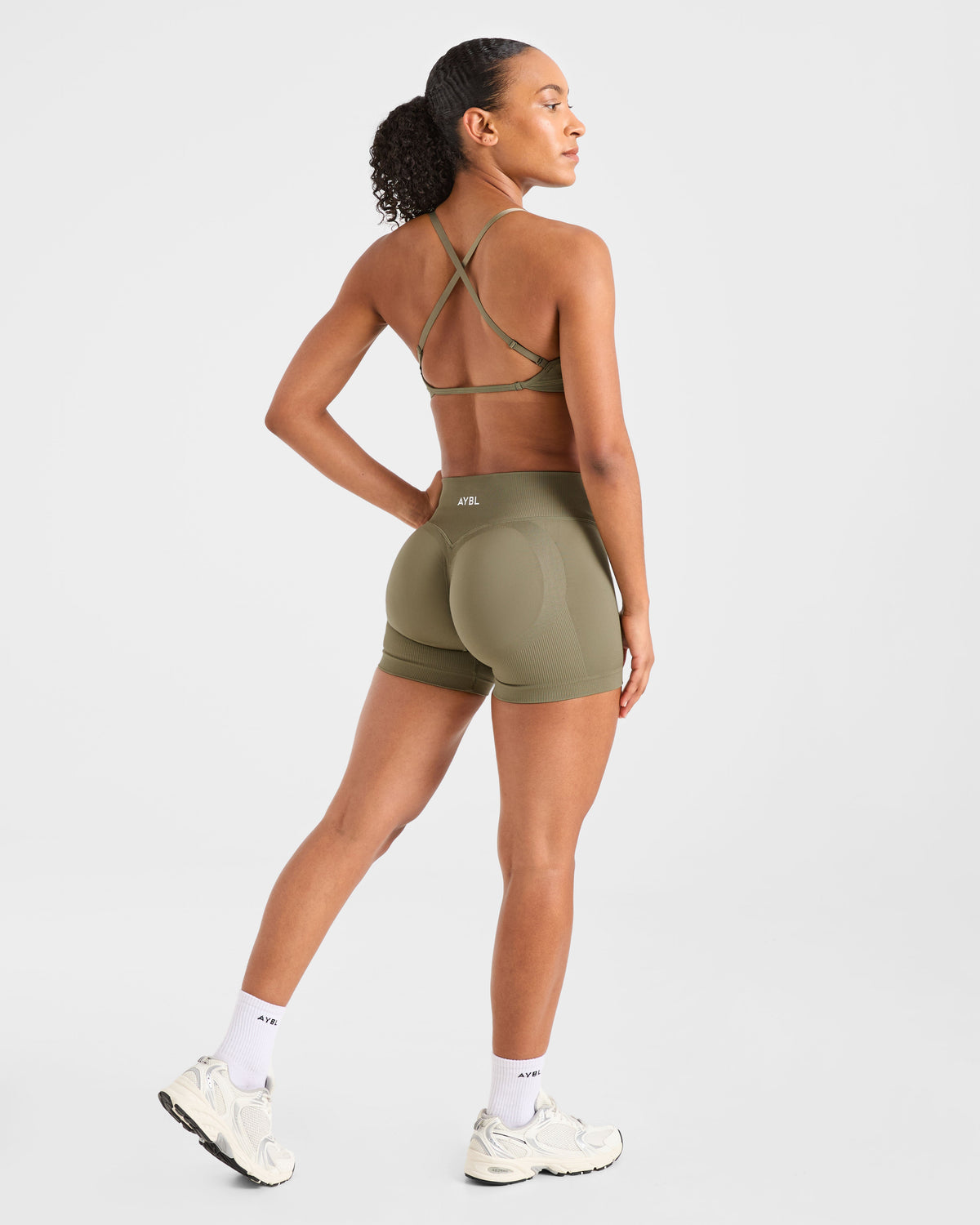 Adapt Seamless Shorts | 4.5" - Muted Olive