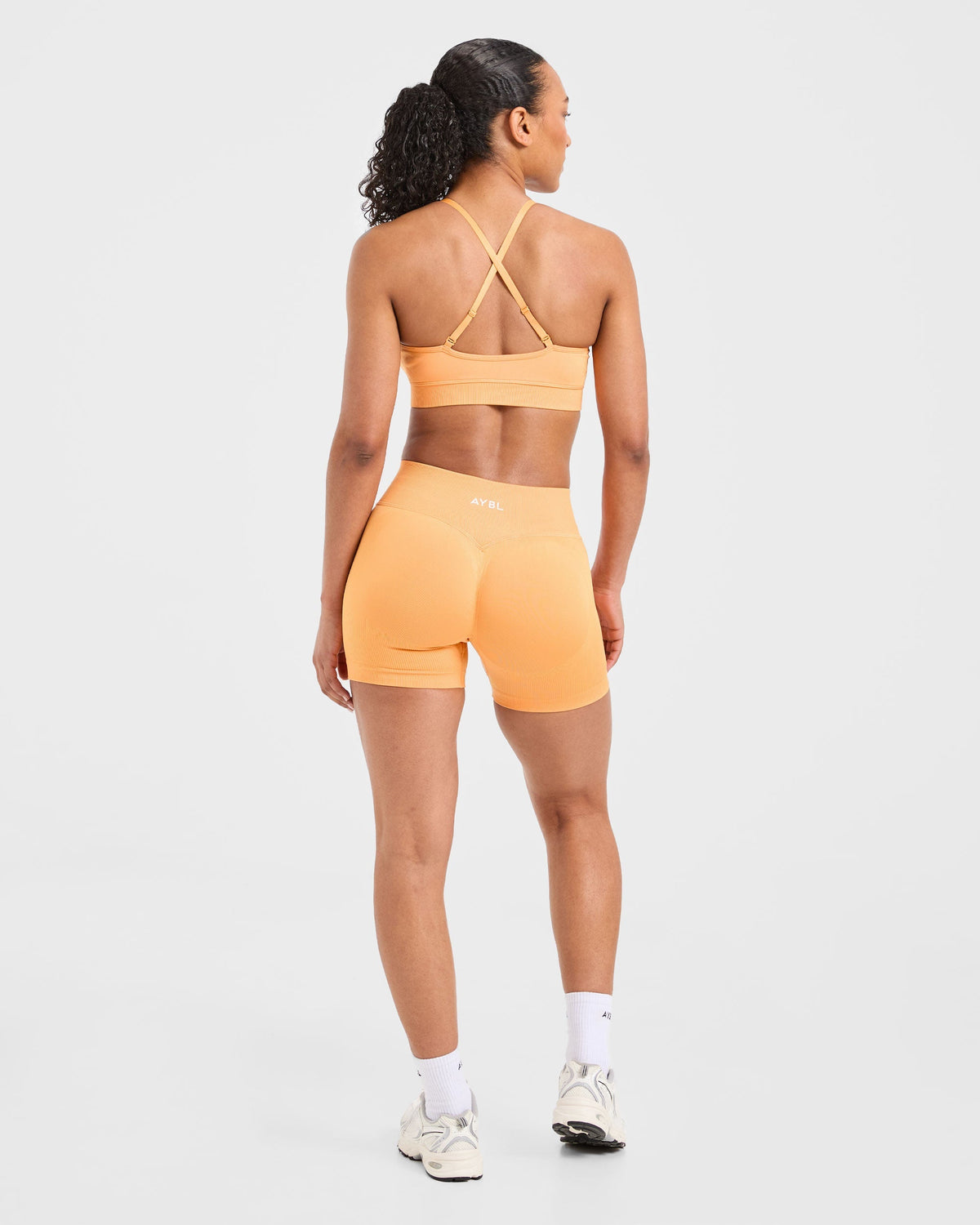 Adapt Seamless Sports Bra - Bright Orange