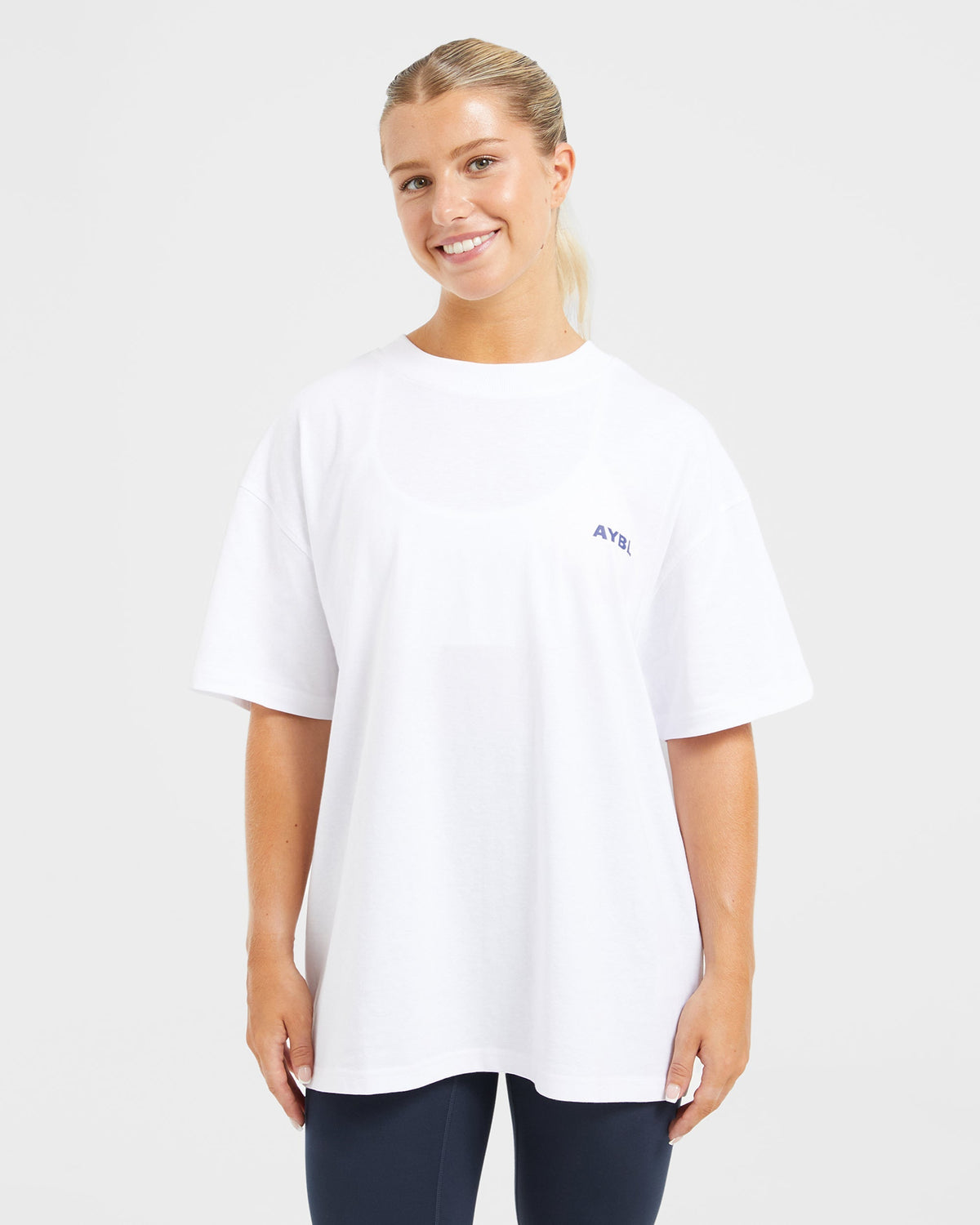 AYBL Lift Italic Oversized T Shirt - Blanc/Navy
