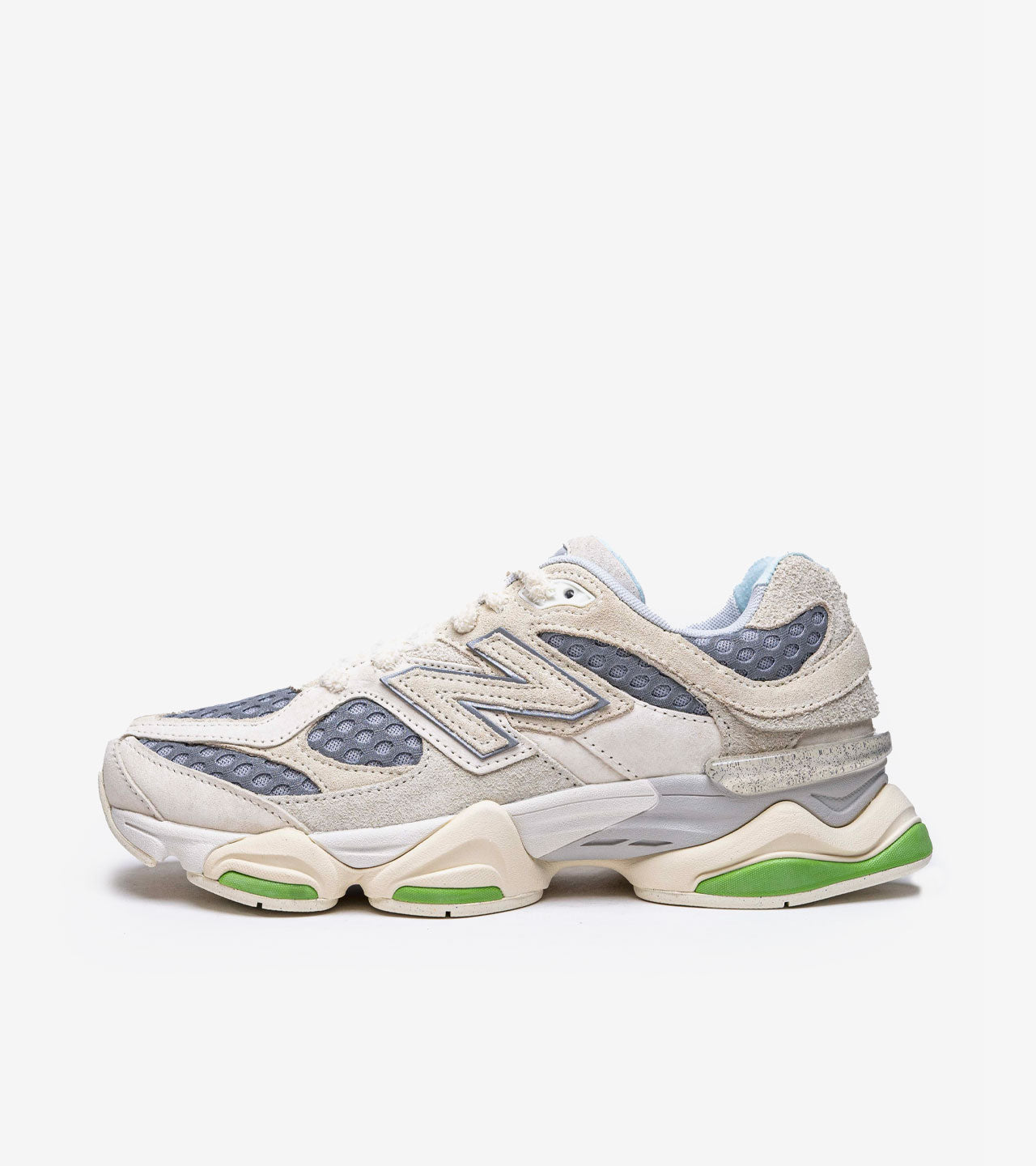 New Balance 9060 Bricks & Wood