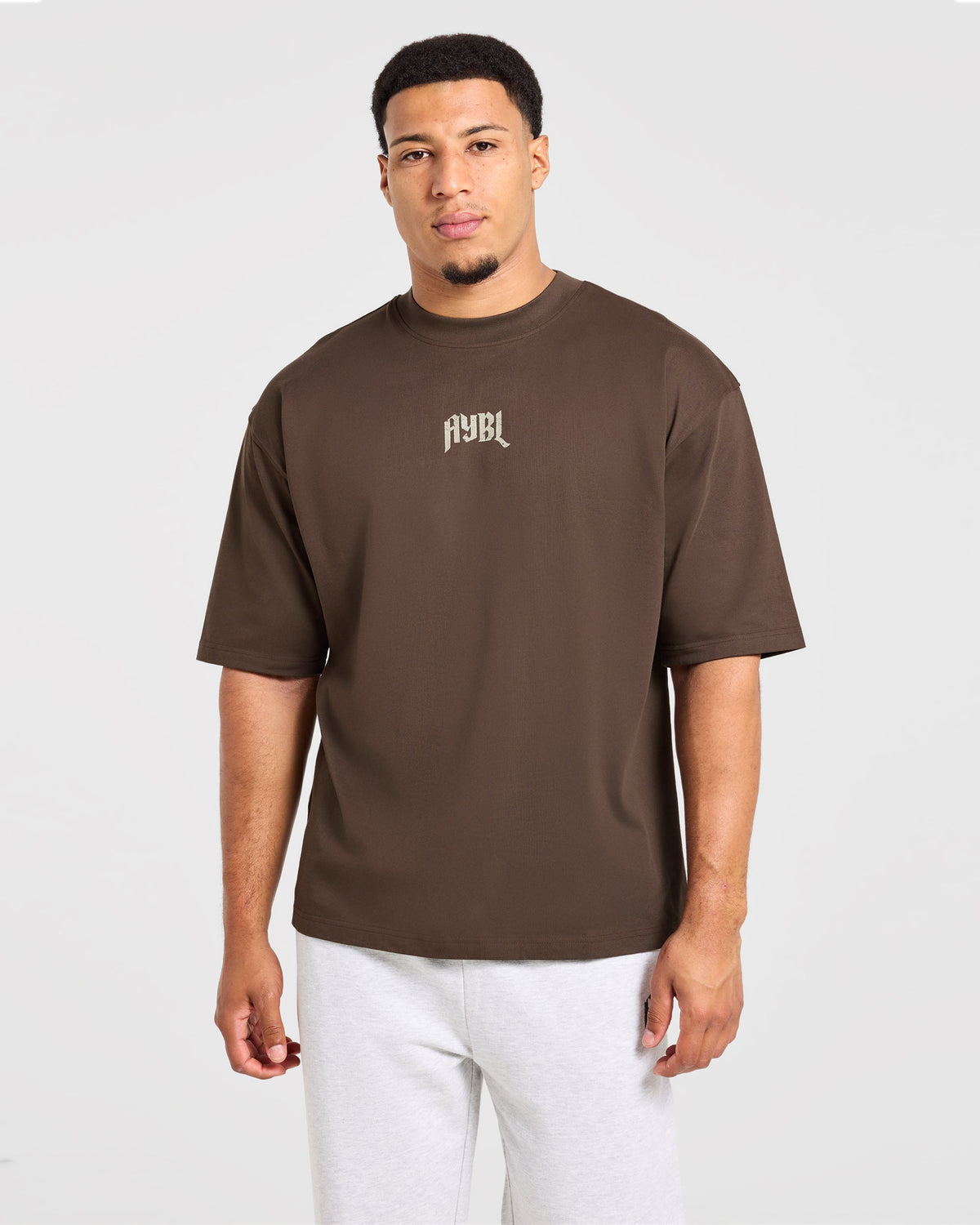 Heavy Lifting Gothic Oversized T Shirt - Marron/Crème