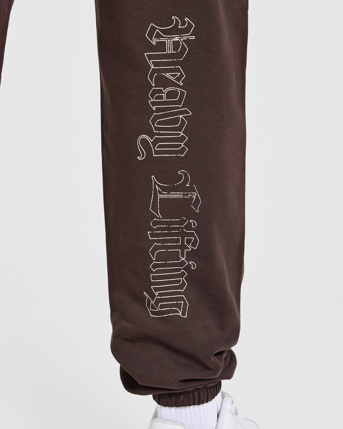 Heavy Lifting Gothic Oversized Joggers - Marron/Crème