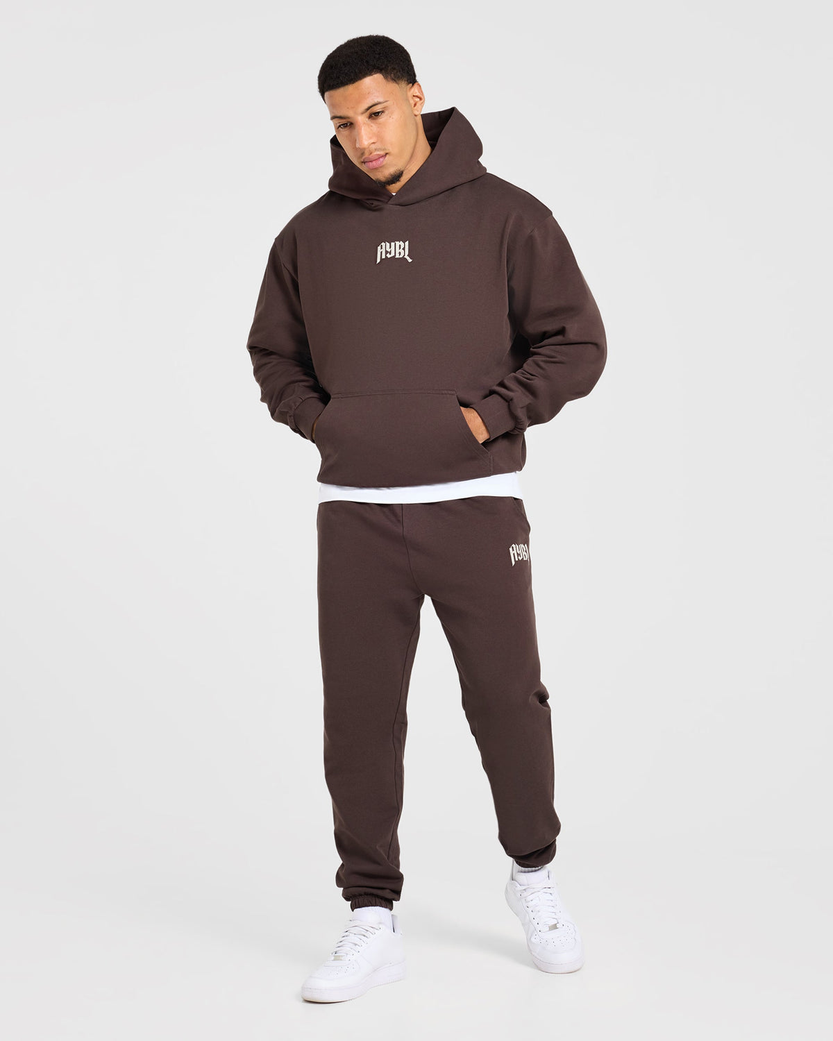 Heavy Lifting Gothic Oversized Joggers - Marron/Crème