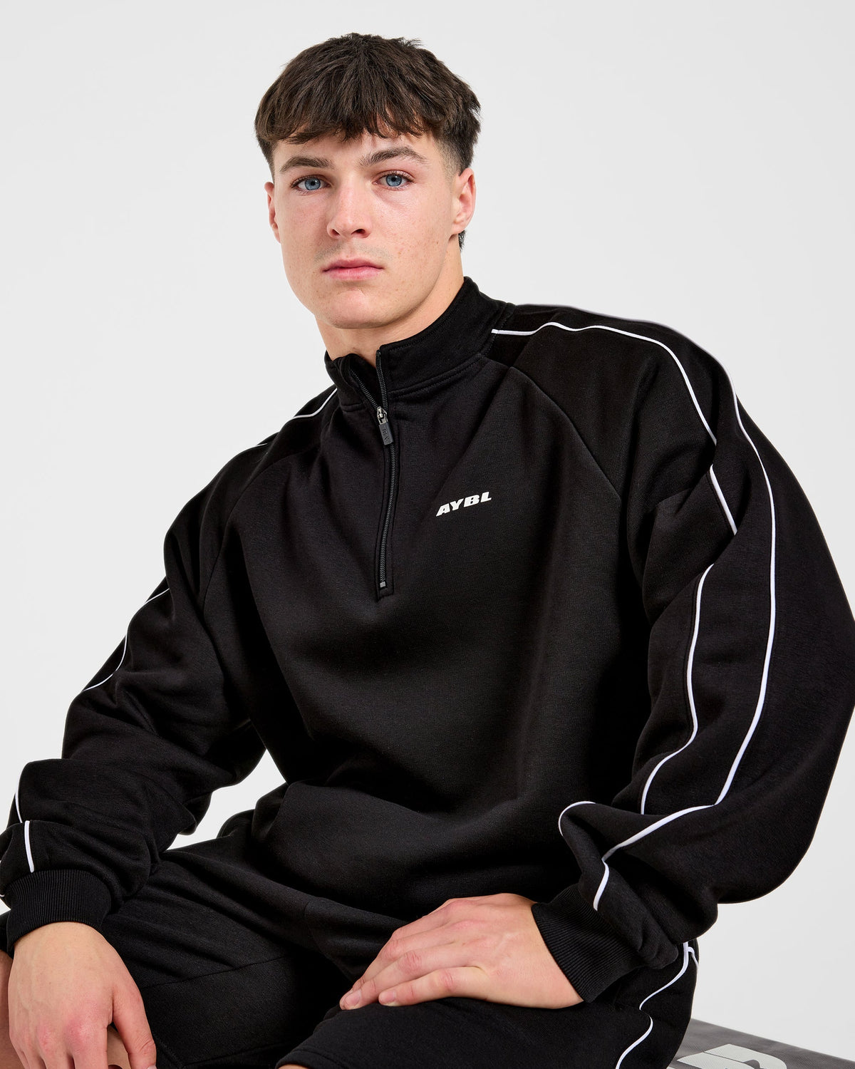 Restore Oversized 1/4 Zip Pullover - Black