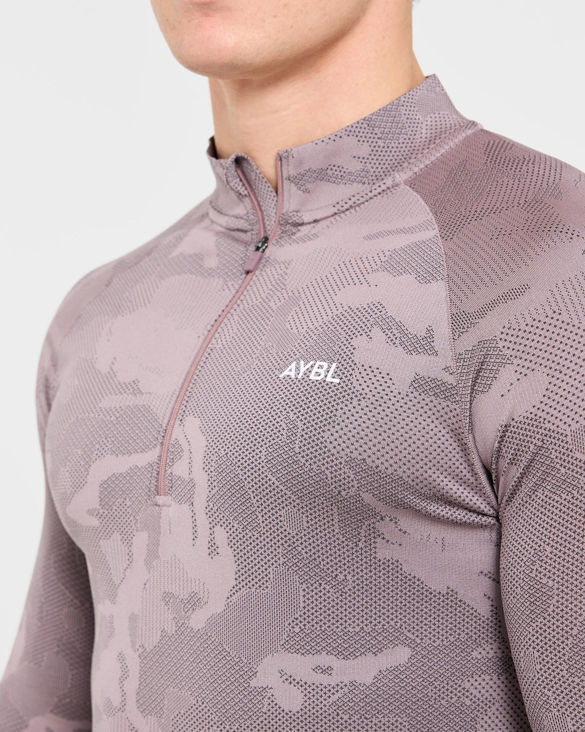 Camo Seamless 1/4 Zip Pullover - Woodland Taupe