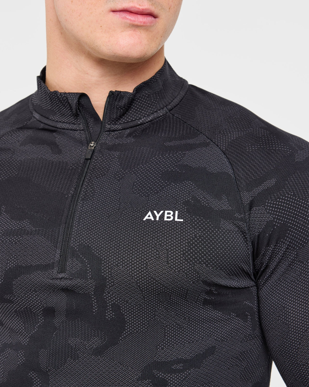 Camo Seamless 1/4 Zip Pullover - Noir