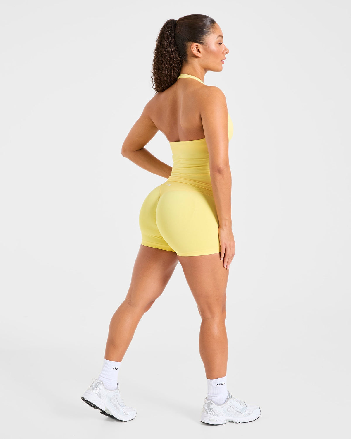 Enhance Seamless Halterneck Top - Bright Jaune