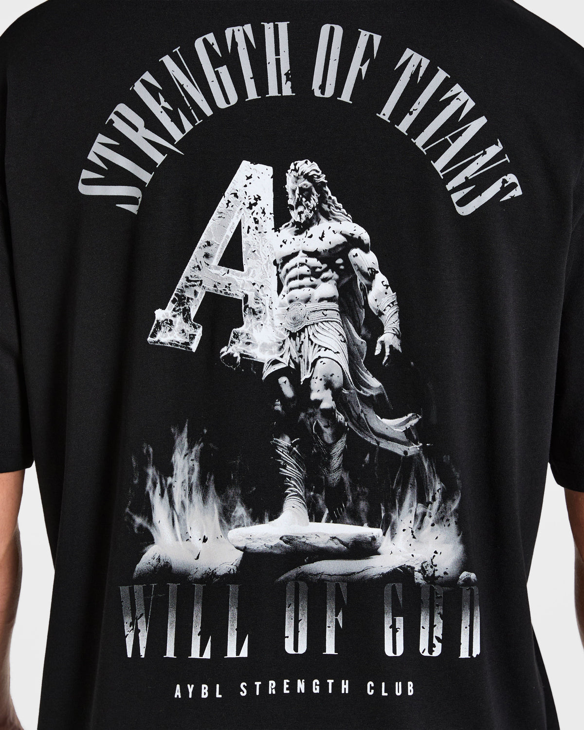 Strength Of Titans Oversized T Shirt - Noir
