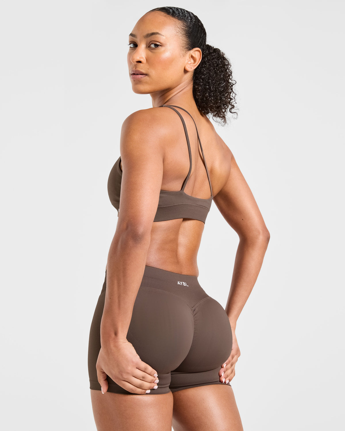 Enhance Seamless Shorts | 3.5" - Marron
