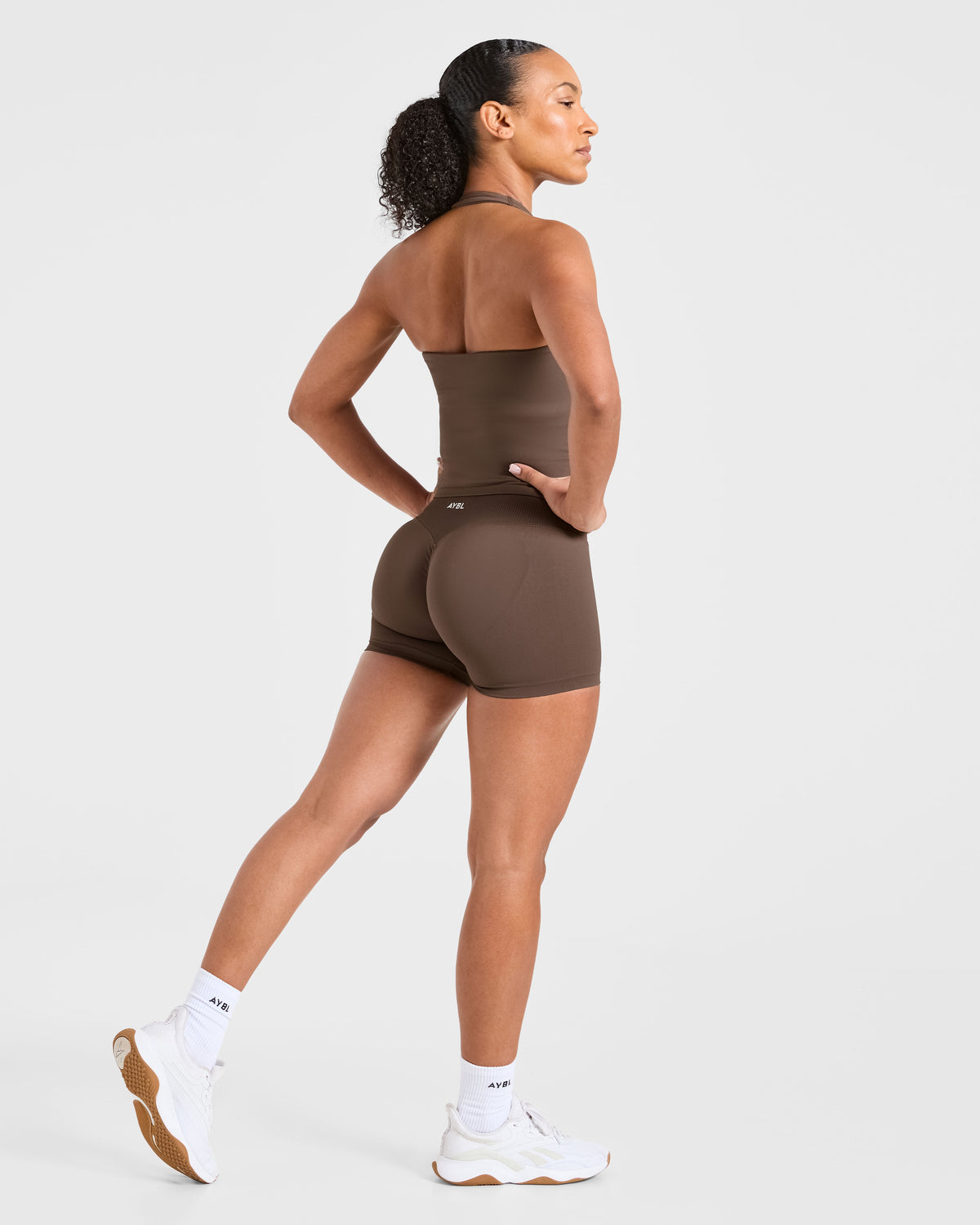 Enhance Seamless Halterneck Top - Marron