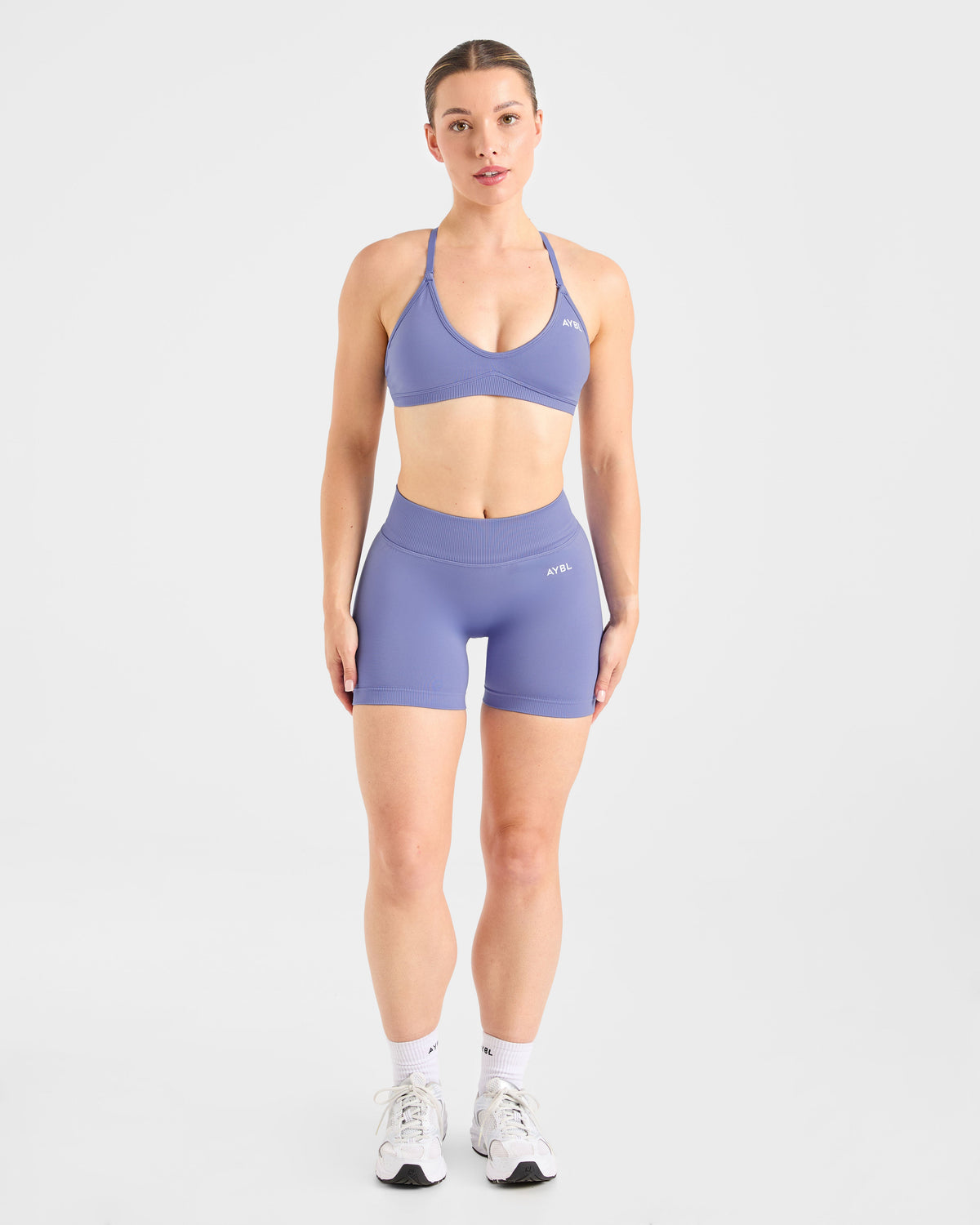 Adapt Seamless Strappy Sports Bra - Iris Bleu