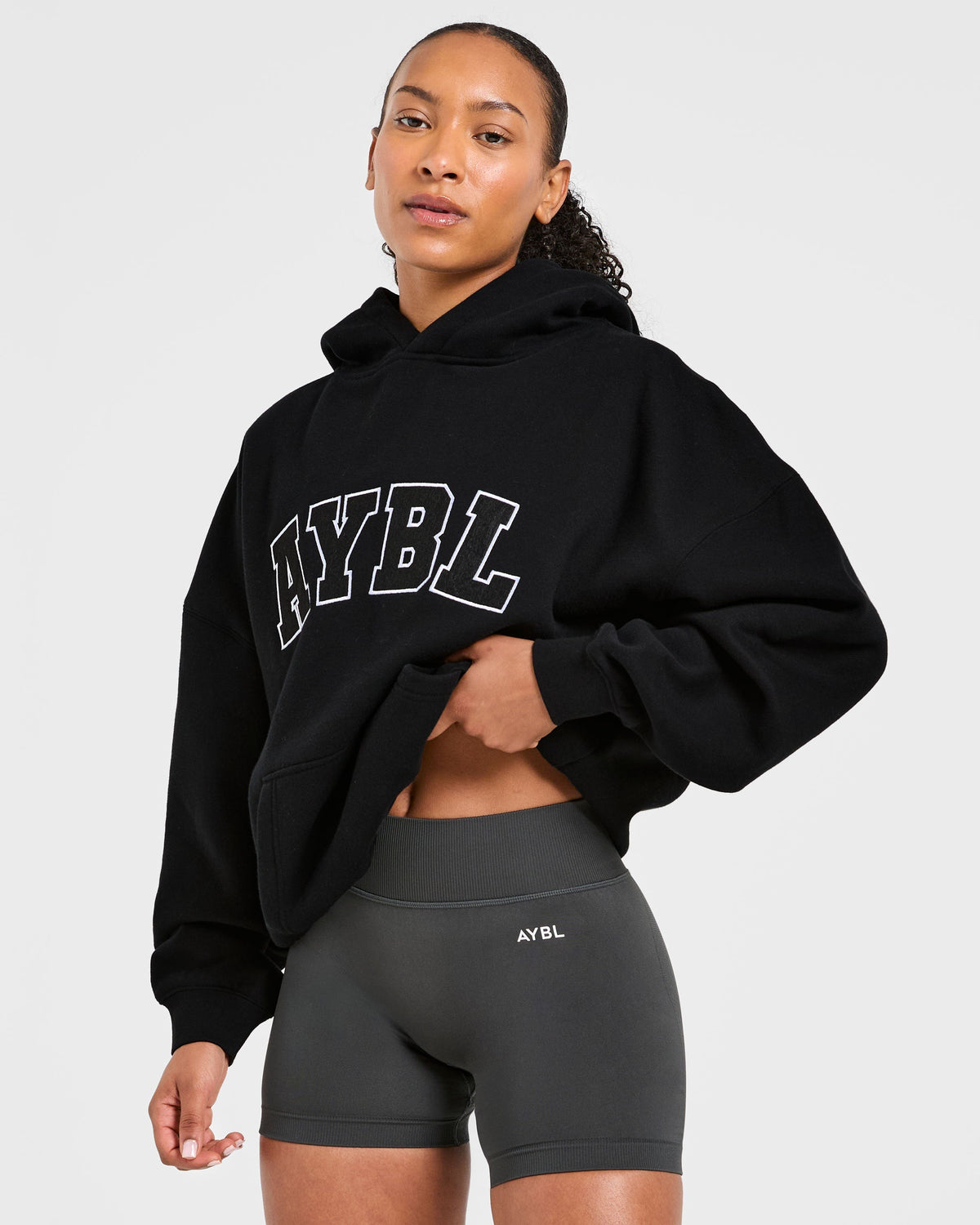 Adapt Seamless Shorts | 4.5" - Dark Charcoal