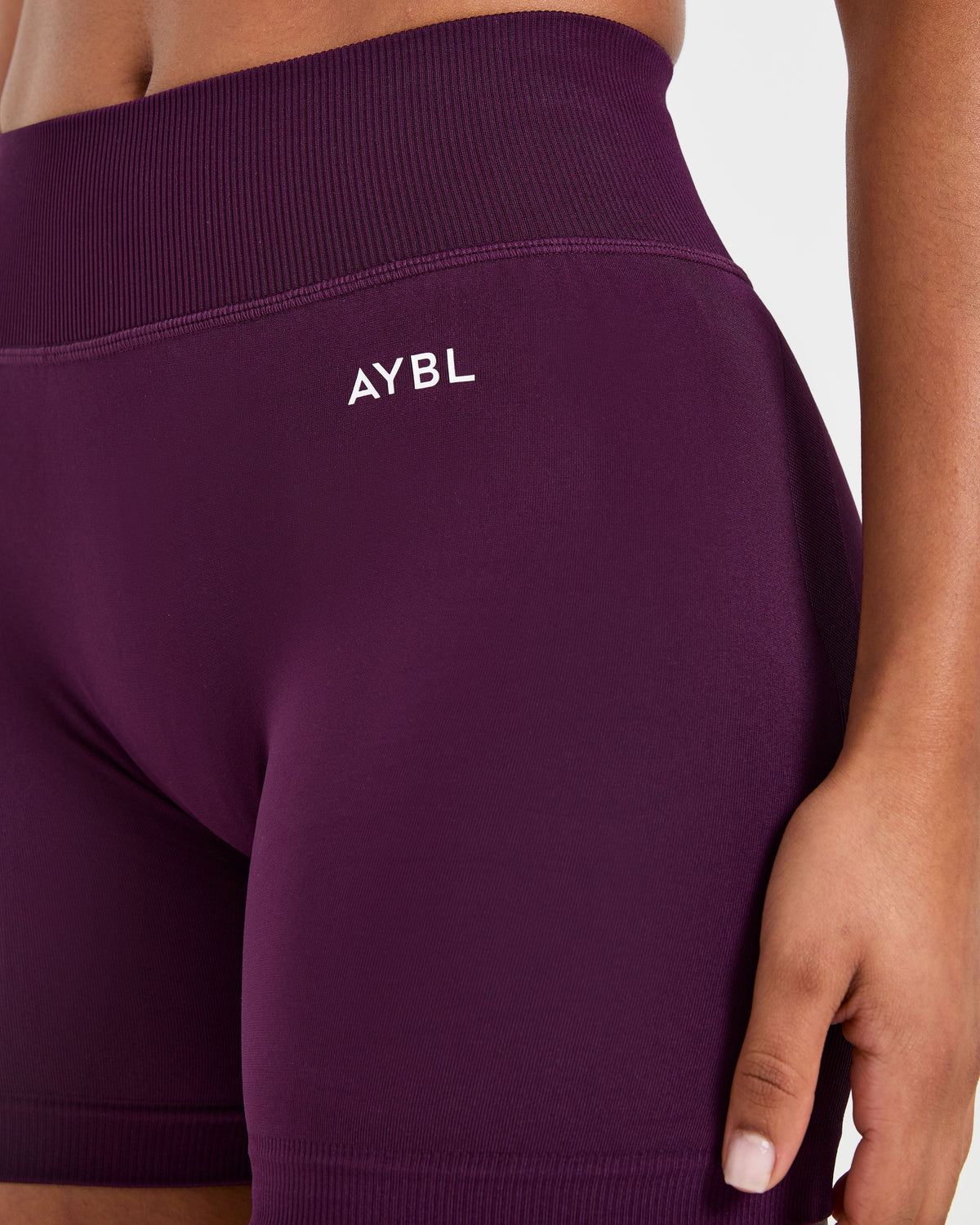 Adapt Seamless Shorts | 4.5" - Midnight Plum