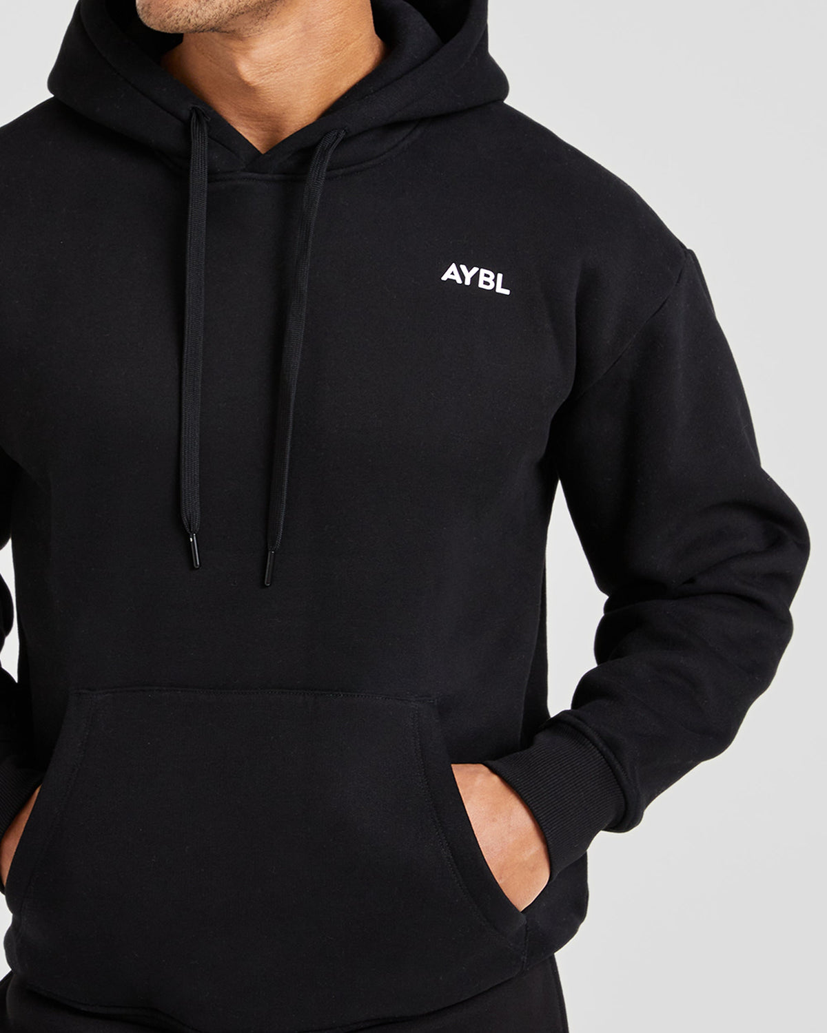 Essential Hoodie - Noir